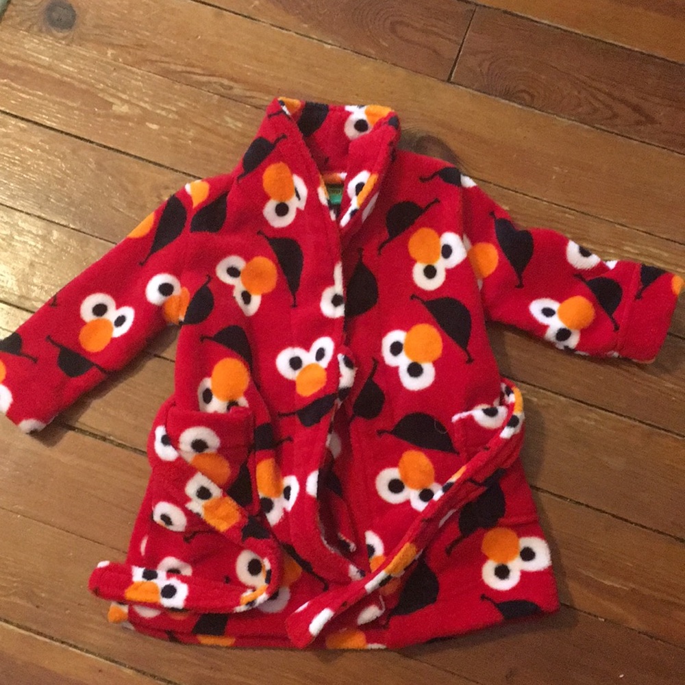 Elmo robe